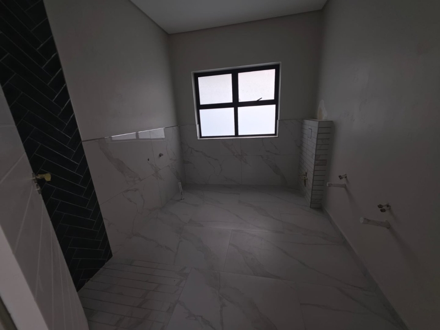 4 Bedroom Property for Sale in Sandown Western Cape